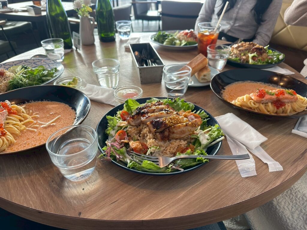 女子会【鈴木夢依】のメイン画像