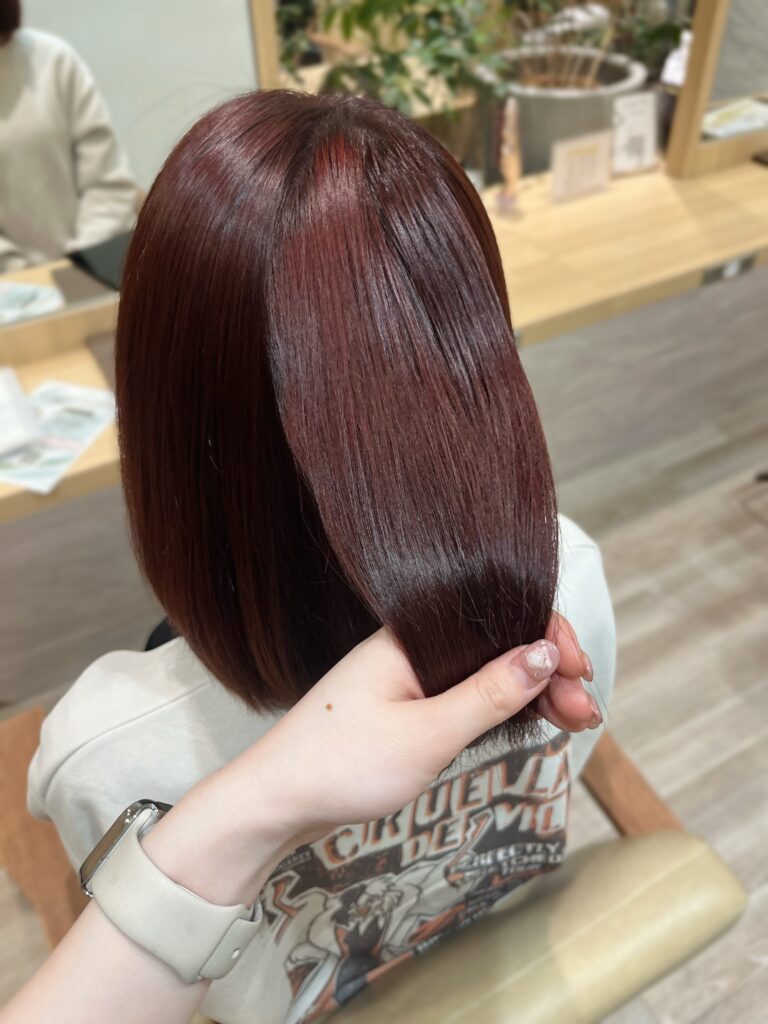 春にぴったりなピンクブラウン！【阿部一葉】のメイン画像