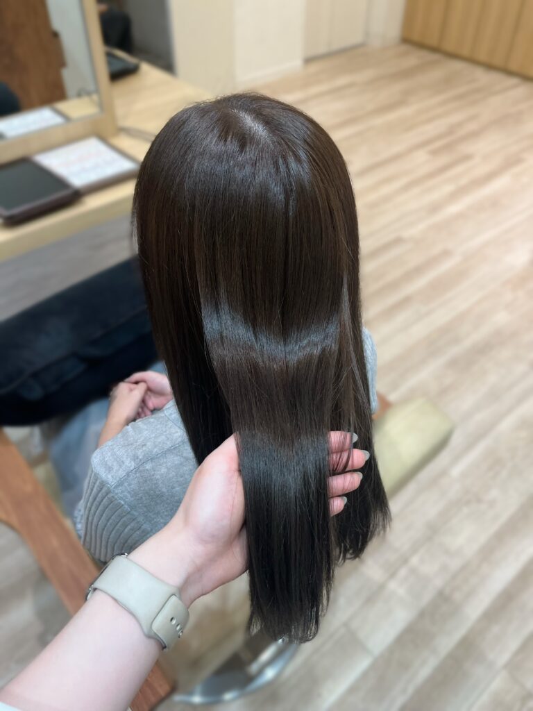 アッシュブラウンカラー【阿部一葉】のメイン画像